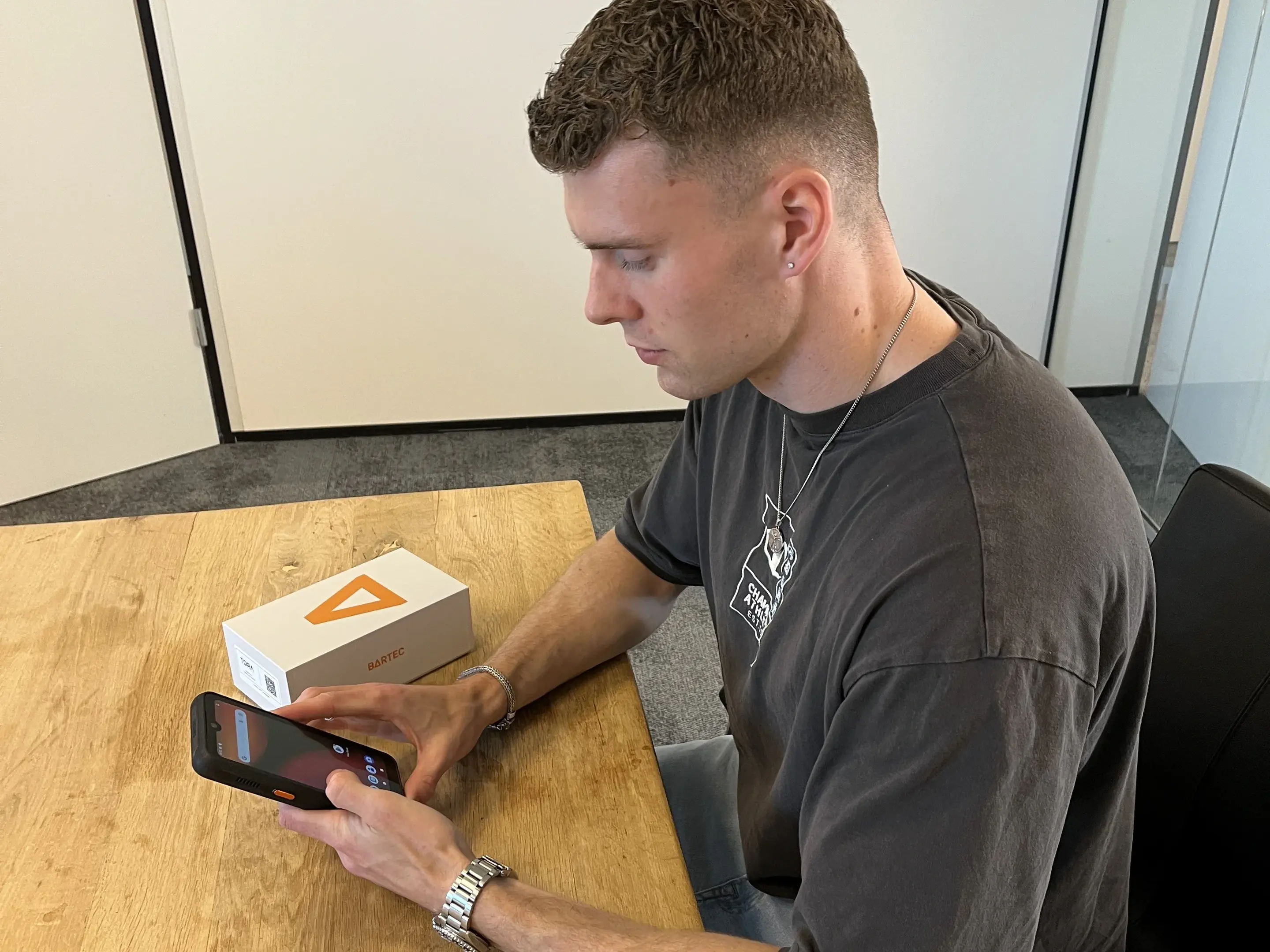 Review of BARTEC SP9EX1 Smartphone