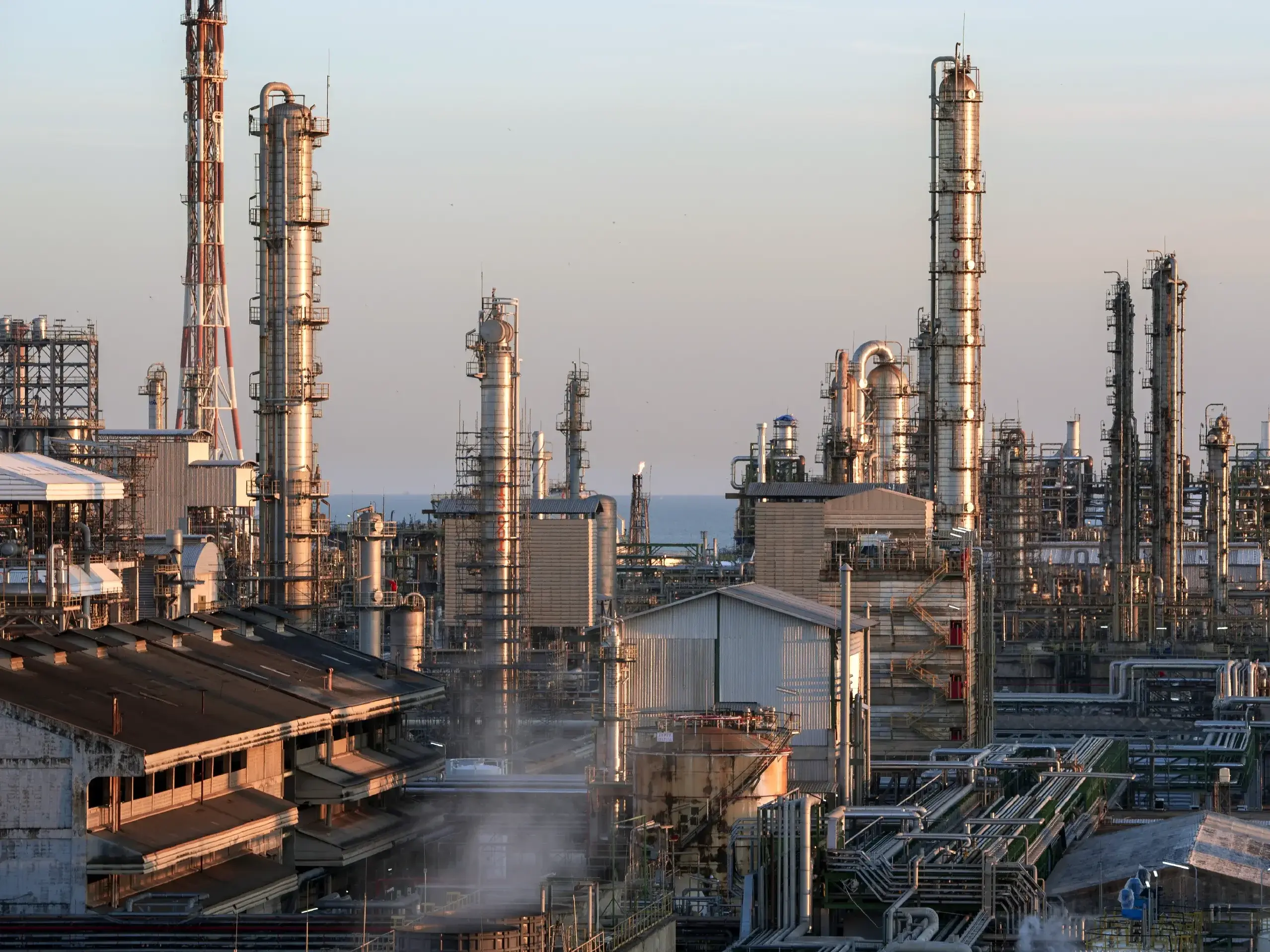 Petrochemical plant pipe line