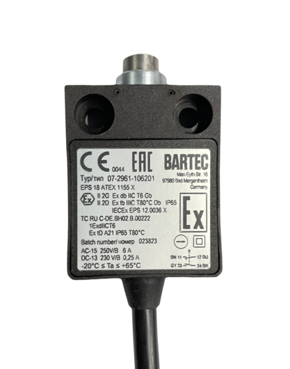 Product Limit switch plastic encapsulated