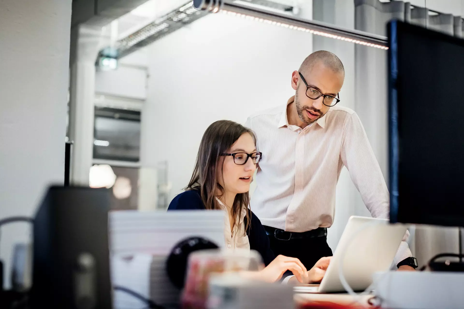 Business people working computer for process optimizing