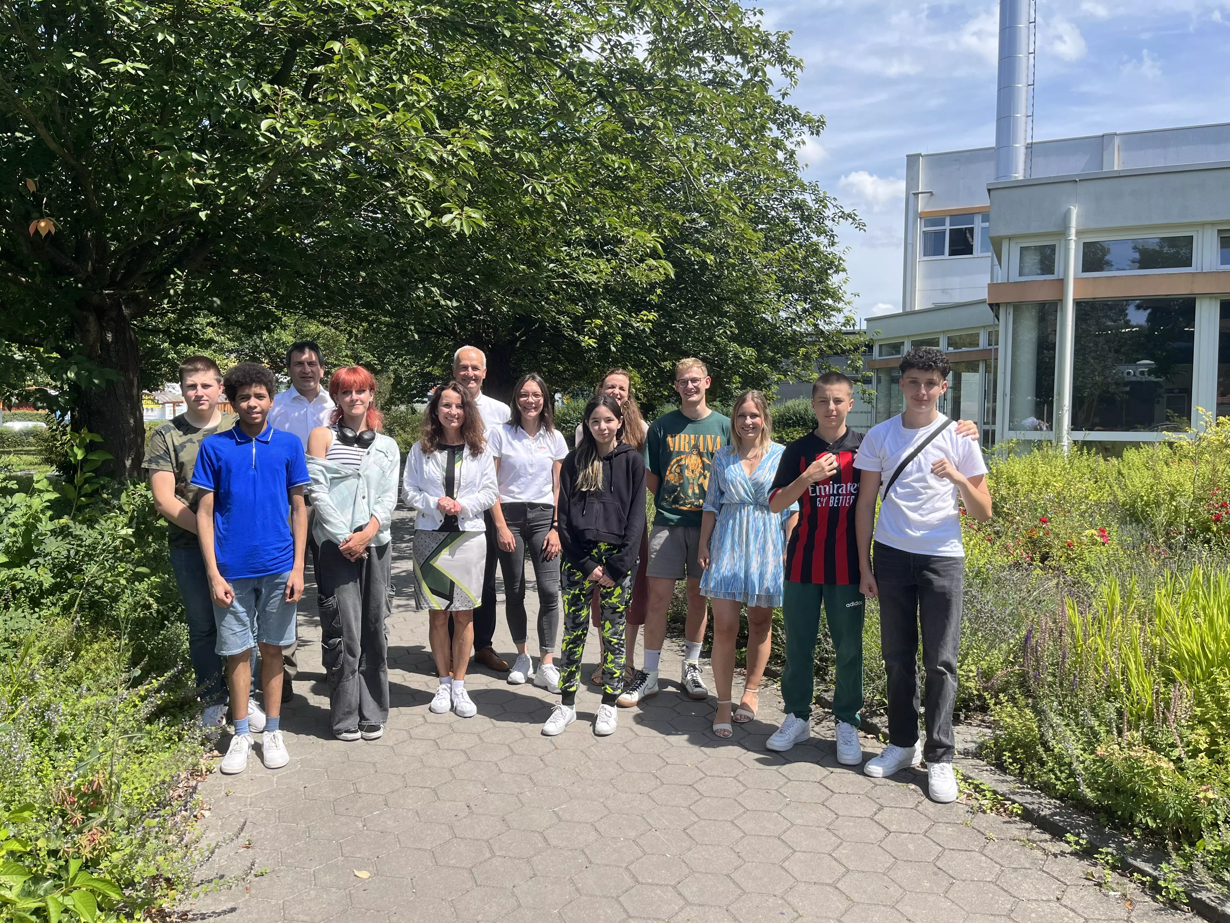 Pupils from Jugendtechnikschule with BARTEC mentors