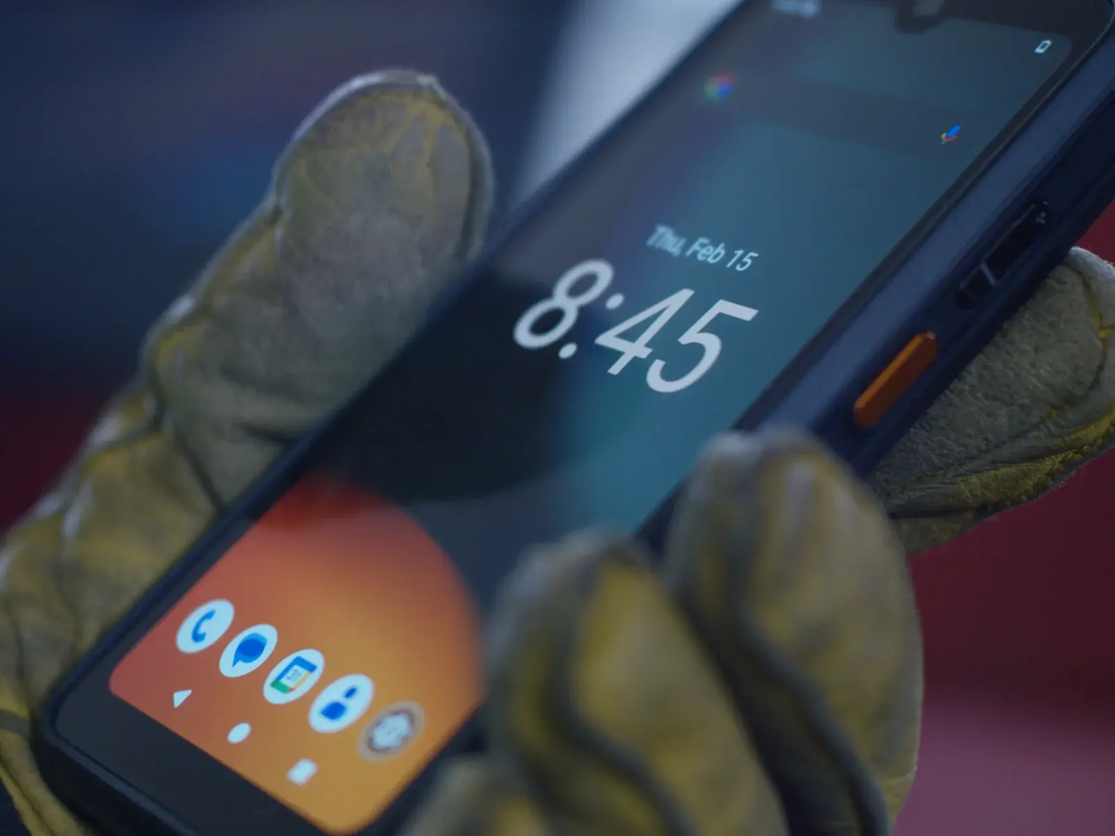 SP9EX1 Smarthphone / SC9EX1 Smartscanner in a hand with glove SP9EX1 Smarthphone / SC9EX1 Smartscanner in a hand with glove